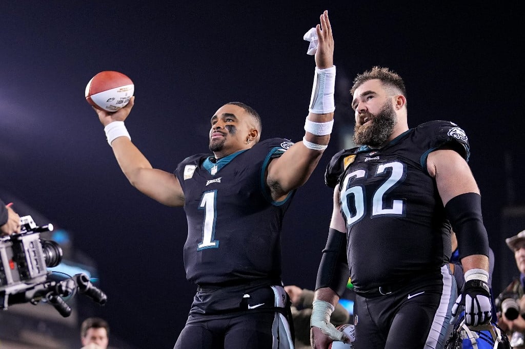 Jalen Hurts Jason Kelce Philadelphia Eagles