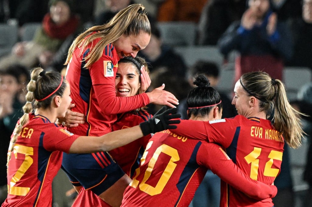Alba Redondo Spain Celebrates vs Zambia