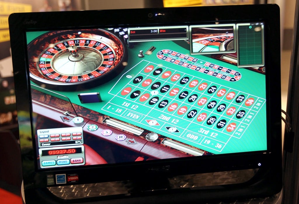 Screen Broadcasts Virtual Roulette Table Monaco Online Gaming