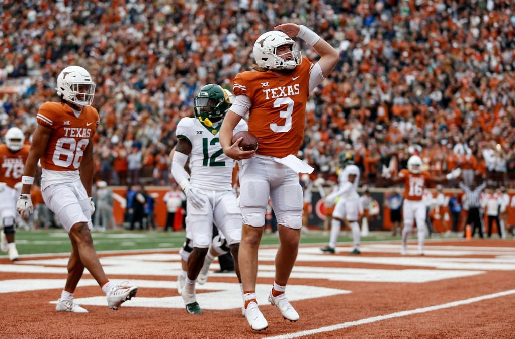 Quinn Ewers Texas Longhorns NCAA college football player