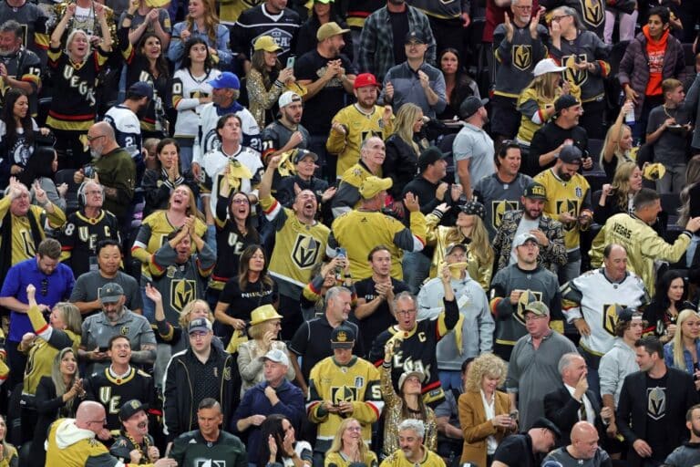 Vegas Golden Knights Fans Cheer vs Florida Panthers