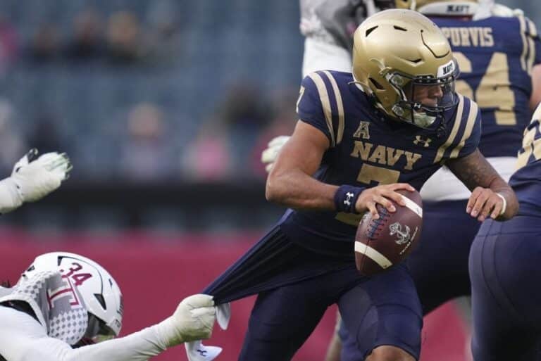 Xavier Arline #7 Navy Midshipmen v Temple Owls