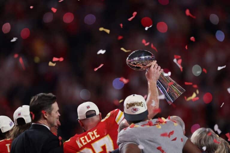 Travis Kelce Chiefs Super Bowl Win