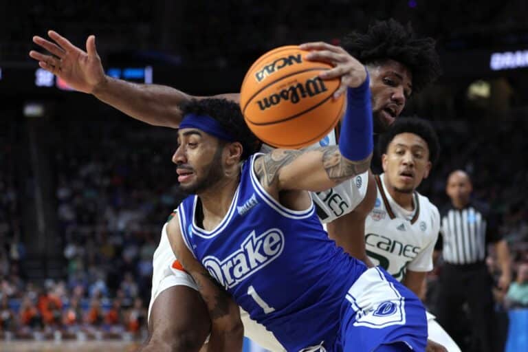 Roman Penn Drake Bulldogs New York NCAA Men's Basketball Tournament