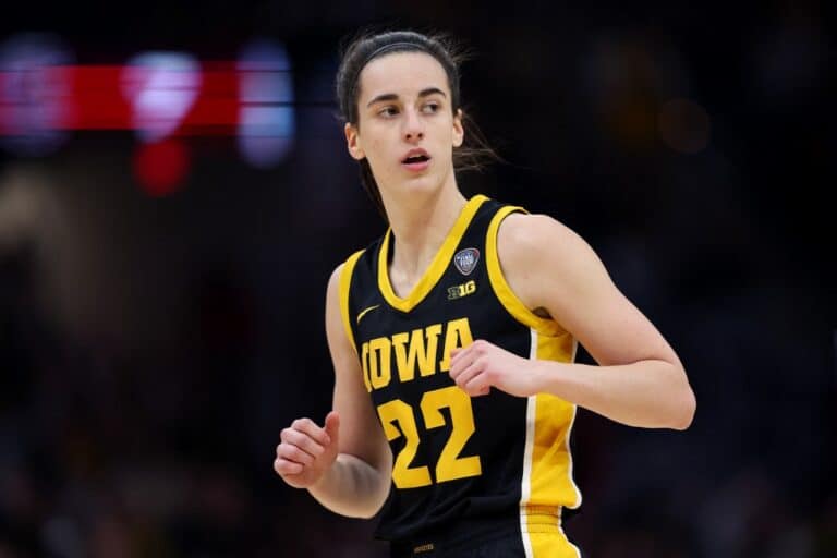 Caitlin Clark Iowa Hawkeyes NCAA Women's Basketball Tournament National Championship Ohio