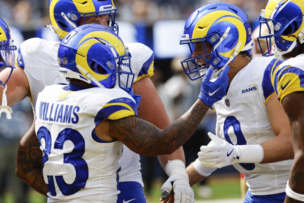 San Francisco 49ers v Los Angeles Rams