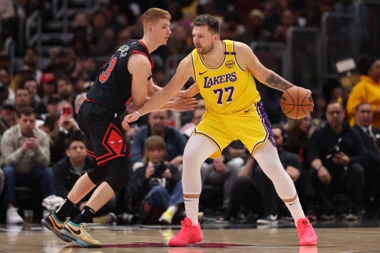 Los Angeles Lakers v Chicago Bulls