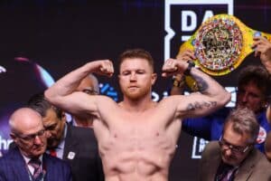 BOX-KSA-MIDDLE-CANELO-SCULL-WEIGH IN