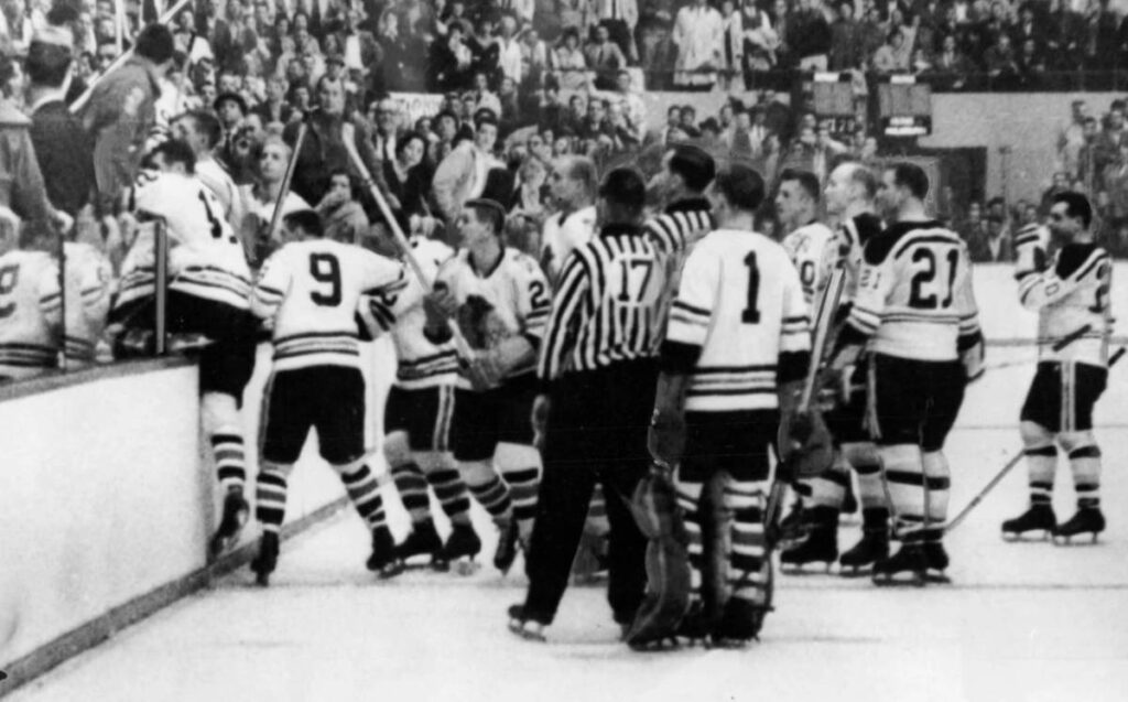 1960's NHL hockey game